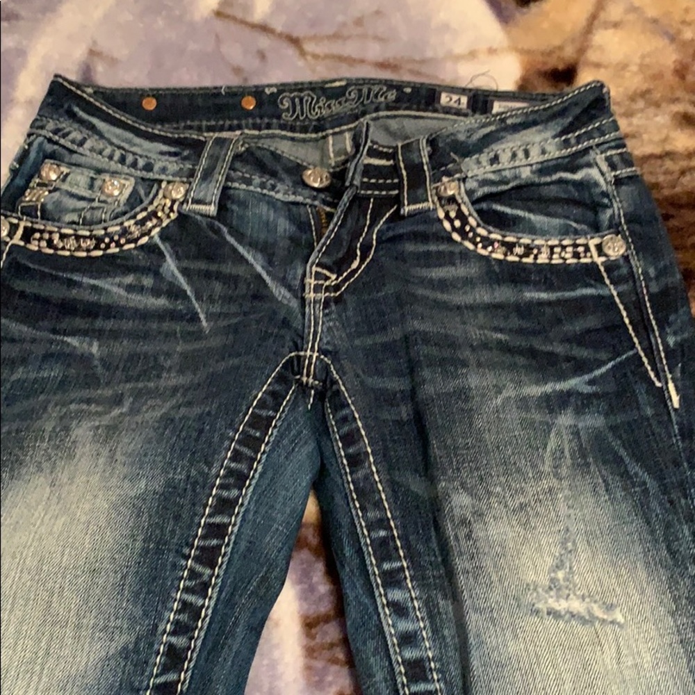 Blue jeans - Picture 2 of 3